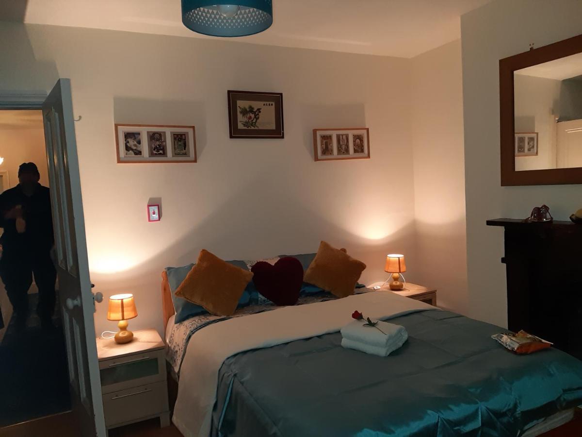 Phoenix Nights Guest House バロー・イン・ファーネス エクステリア 写真