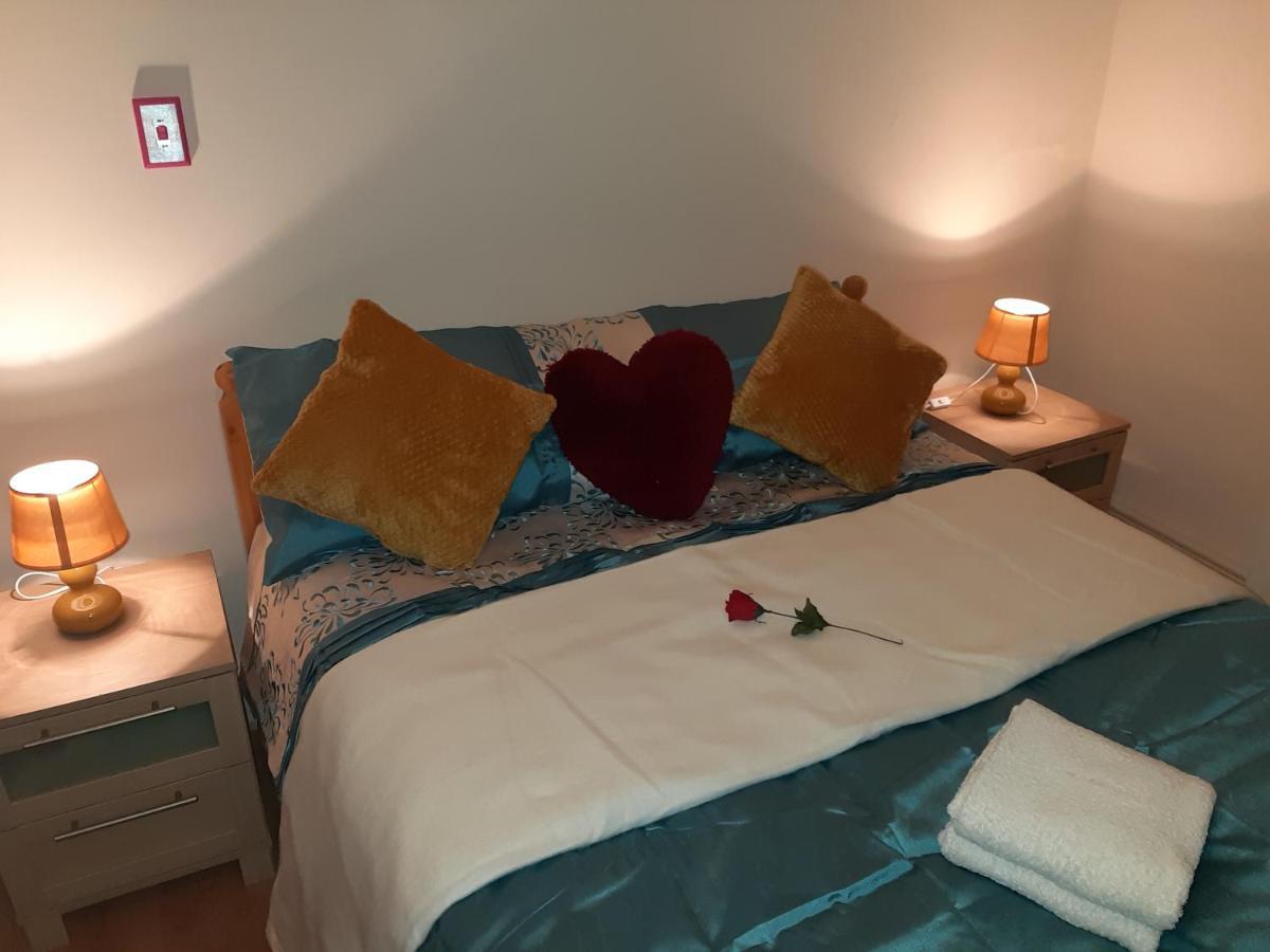 Phoenix Nights Guest House バロー・イン・ファーネス エクステリア 写真