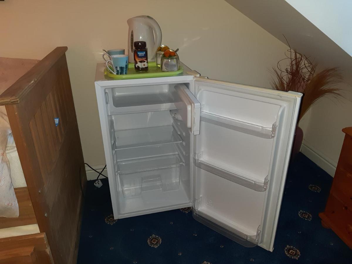 Phoenix Nights Guest House バロー・イン・ファーネス エクステリア 写真