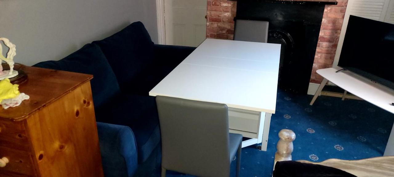 Phoenix Nights Guest House バロー・イン・ファーネス エクステリア 写真
