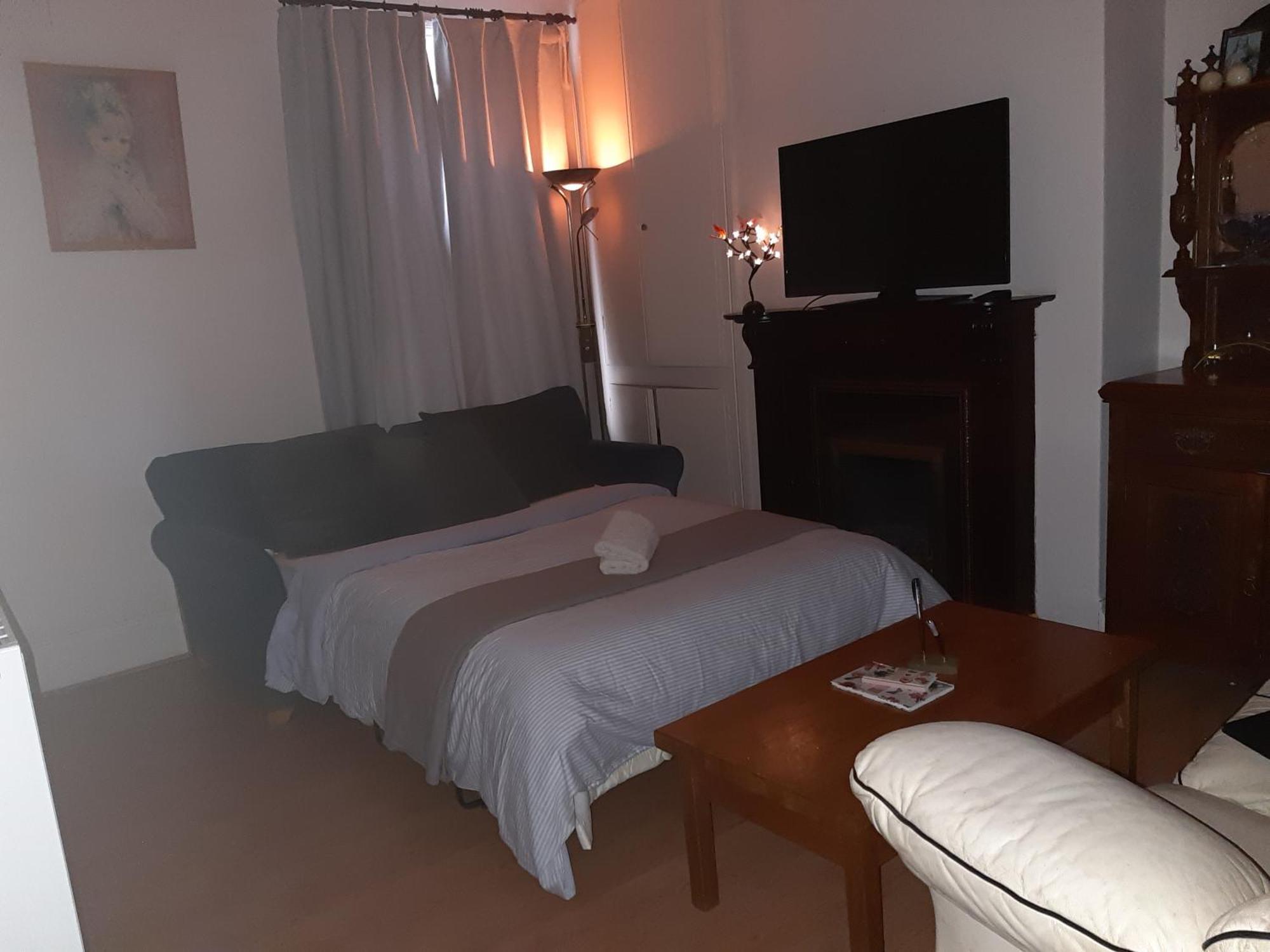 Phoenix Nights Guest House バロー・イン・ファーネス エクステリア 写真